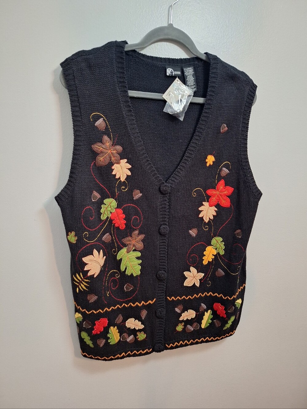 NWT Holiday Black Embroidered Button Sweater Vest Leaves Fall Autumn Womens XL - Picture 2 of 9